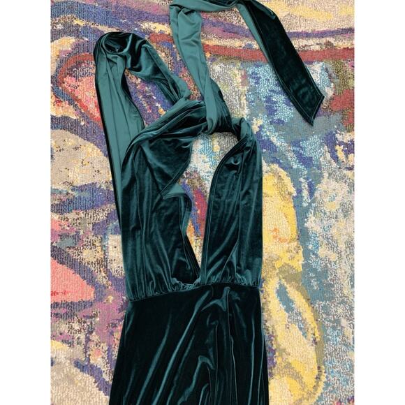 Revelry Green Velvet Halter Bridesmaids Dress Size Small - Picture 4 of 5